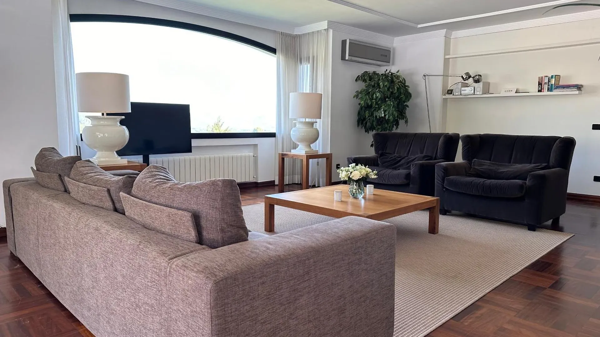 Villa Pirineus A Beautiful Villa With Pool Santa Cristina d'Aro